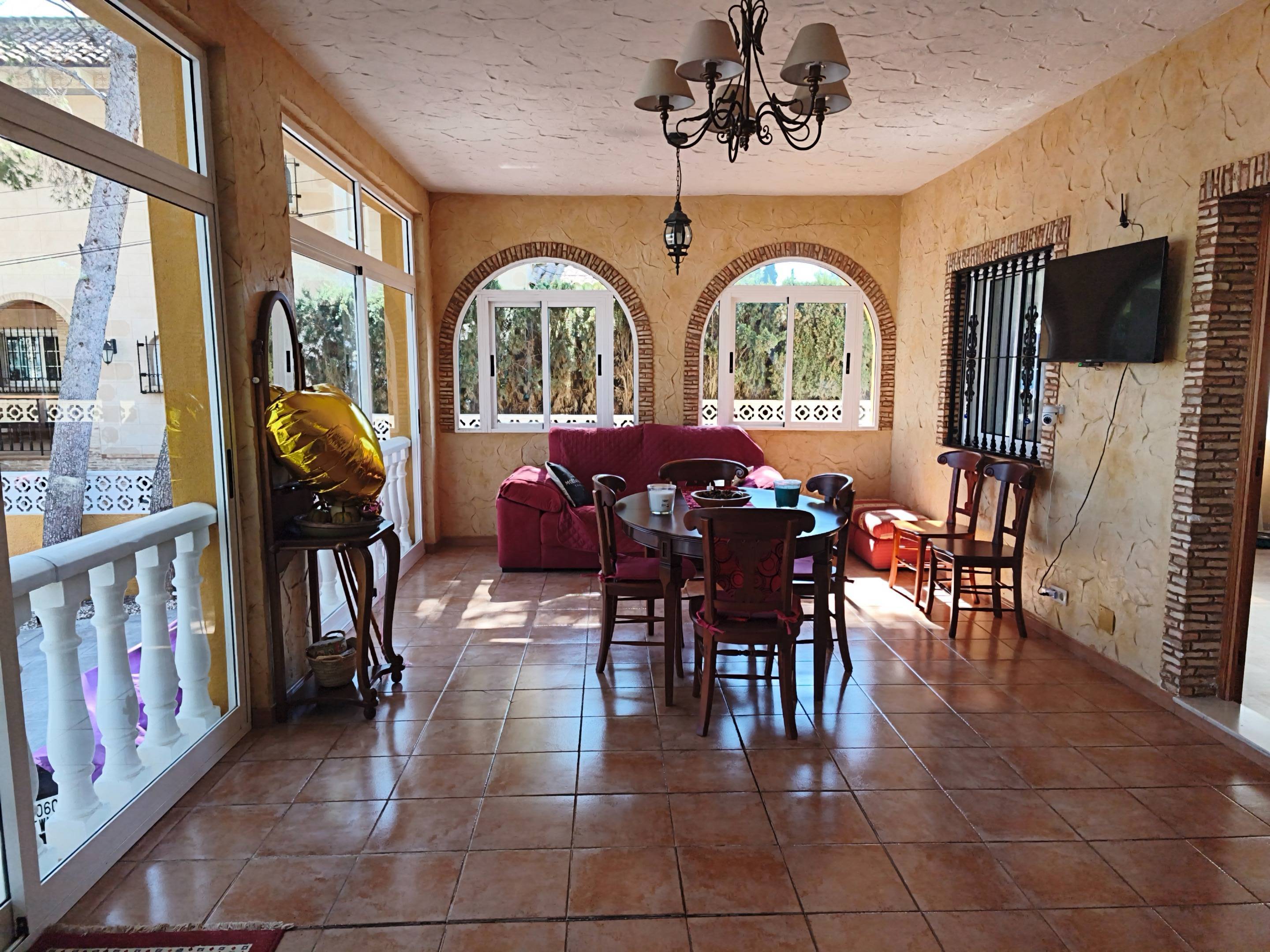 2 Bed, 1 Bath, HouseFor Sale, Torrevieja, Alicante