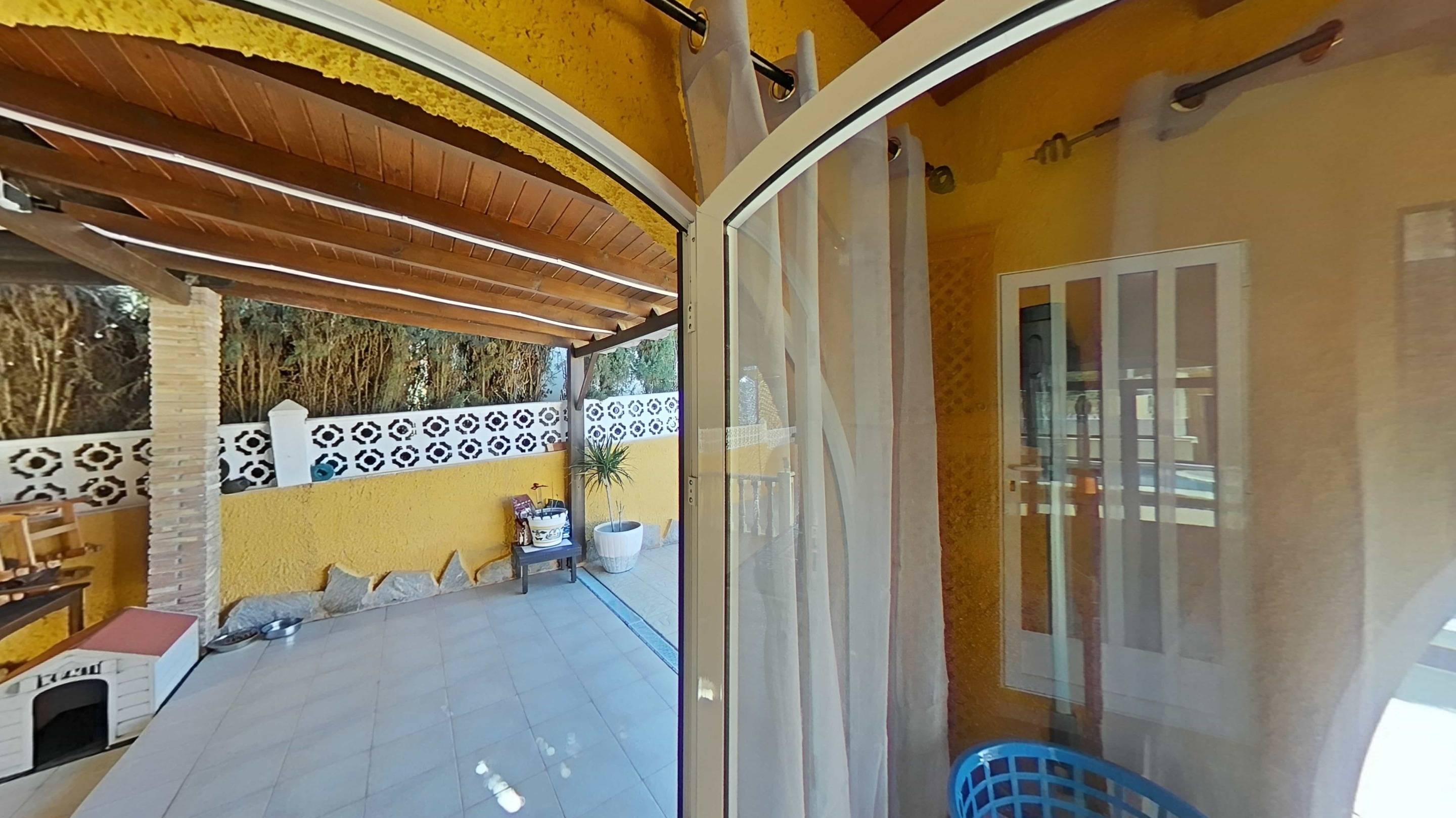 2 Bed, 1 Bath, HouseFor Sale, Torrevieja, Alicante