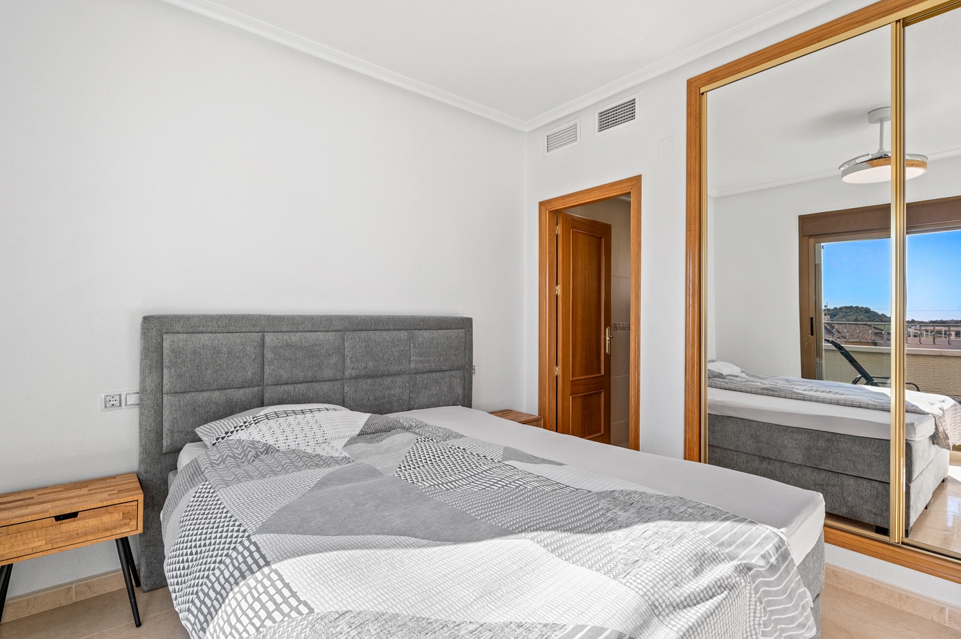 3 Bed, 3 Bath, HouseFor Sale, San Miguel de Salinas, Alicante