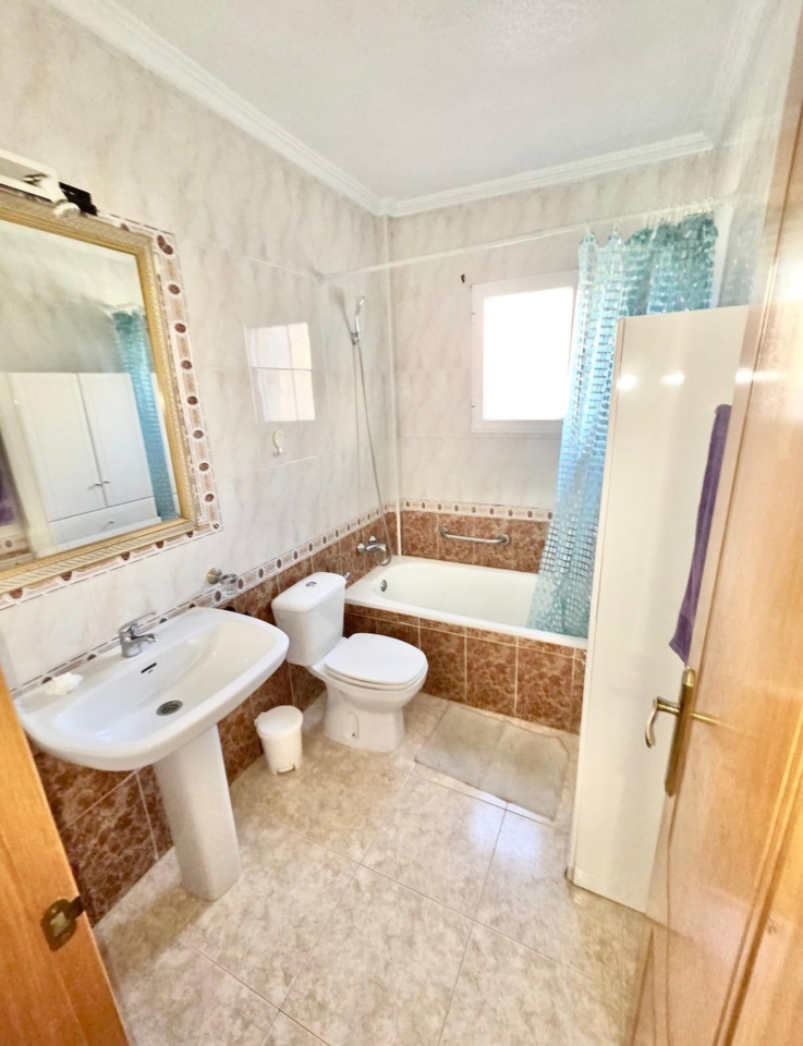 3 Bed, 3 Bath, HouseFor Sale, Playa Flamenca, Alicante