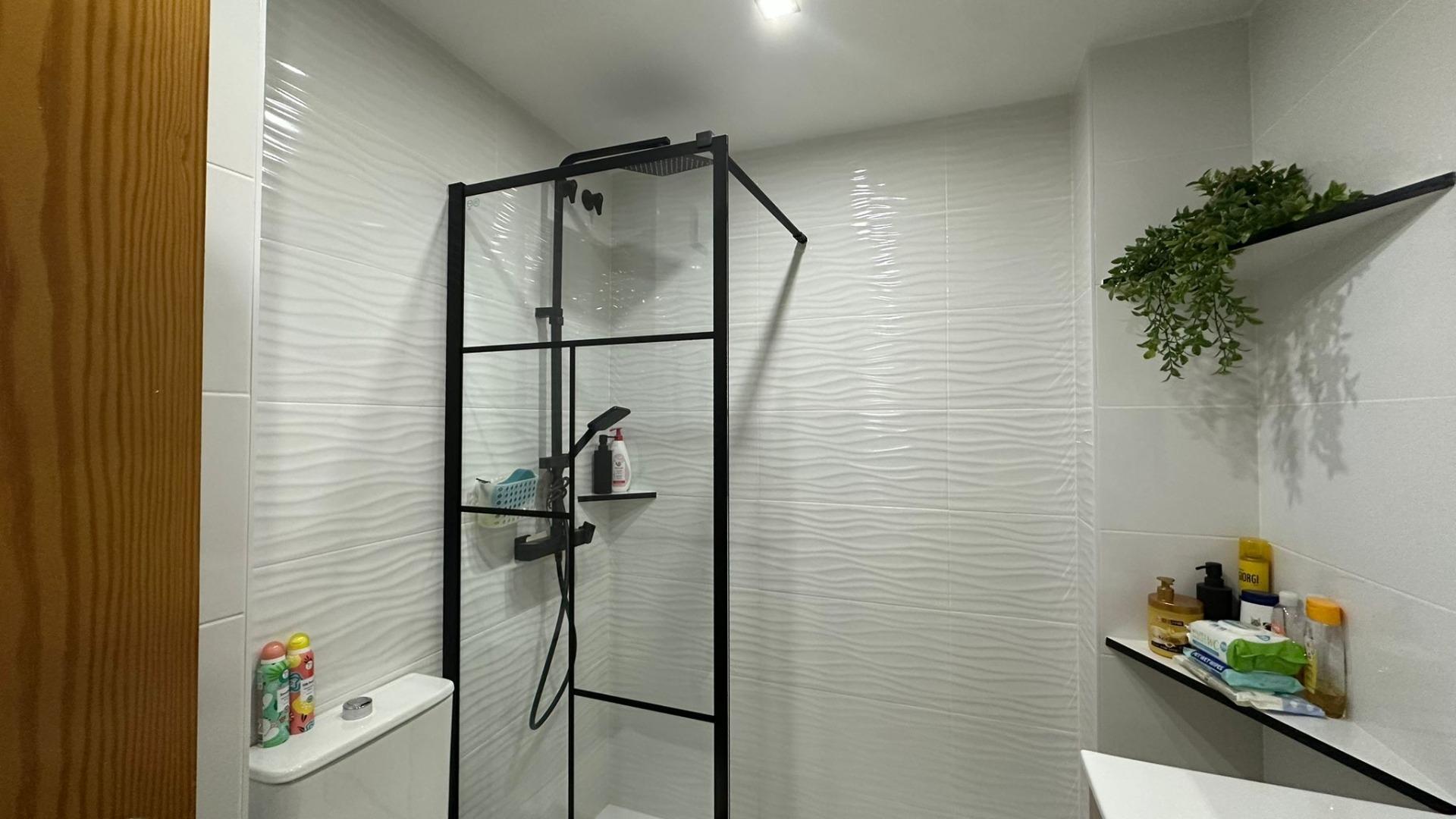 1 Bed, 1 Bath, ApartmentFor Sale, Torrevieja, Alicante