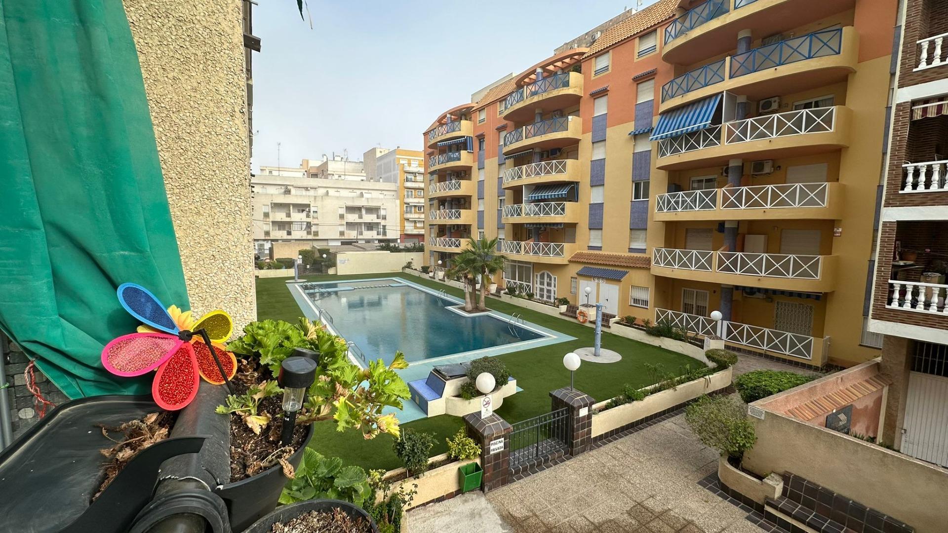 1 Bed, 1 Bath, ApartmentFor Sale, Torrevieja, Alicante