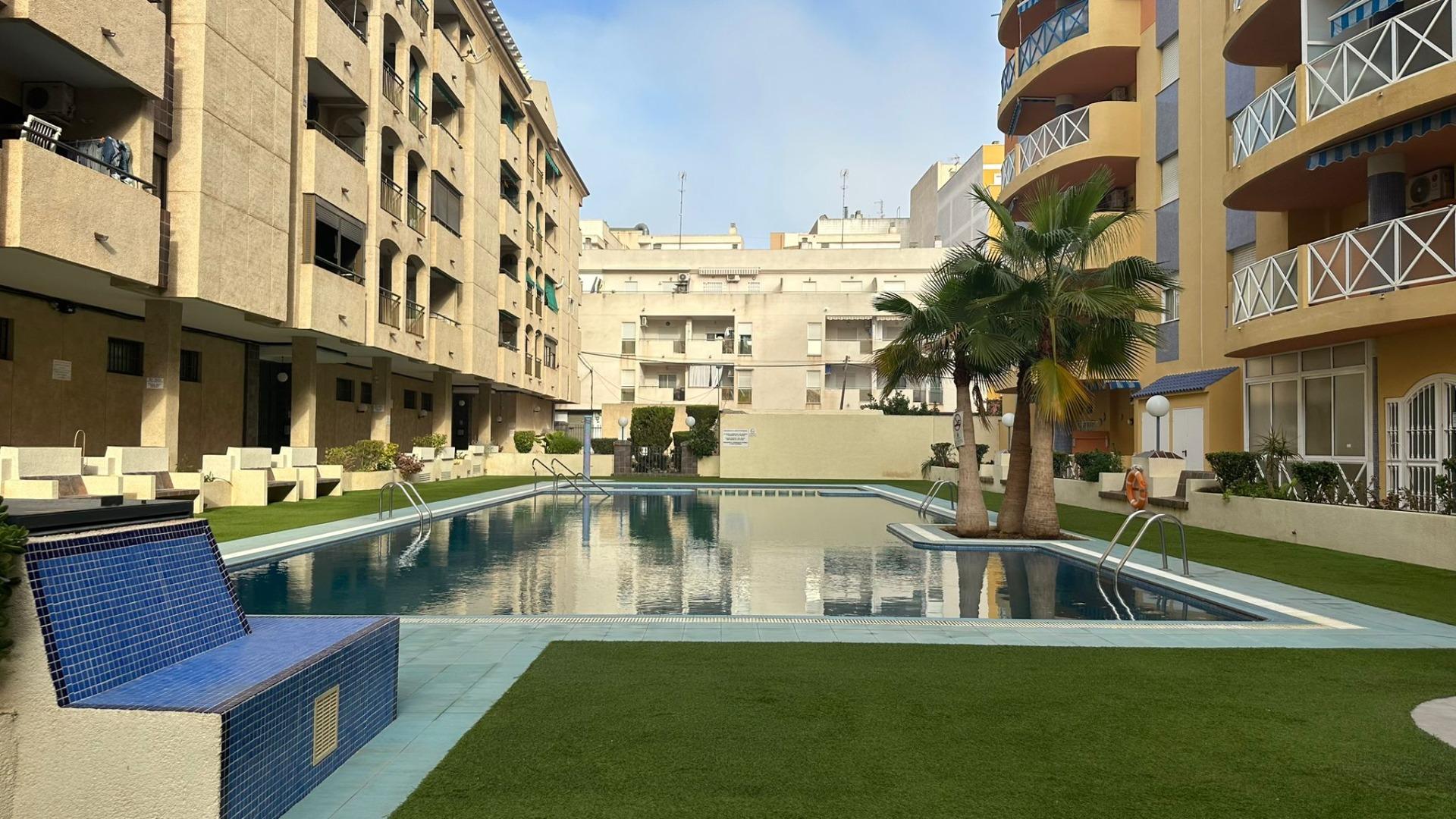 1 Bed, 1 Bath, ApartmentFor Sale, Torrevieja, Alicante