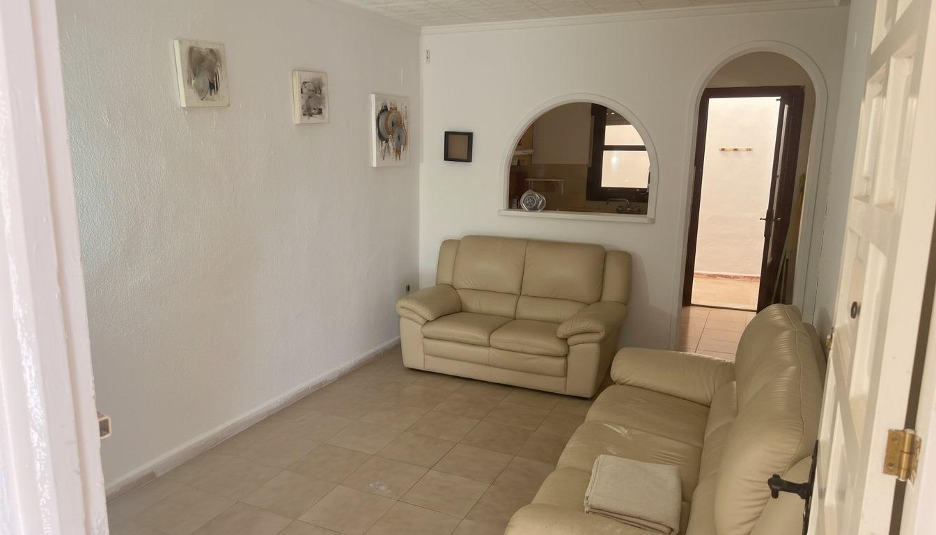 2 Bed, 1 Bath, HouseFor Sale, Torrevieja, Alicante