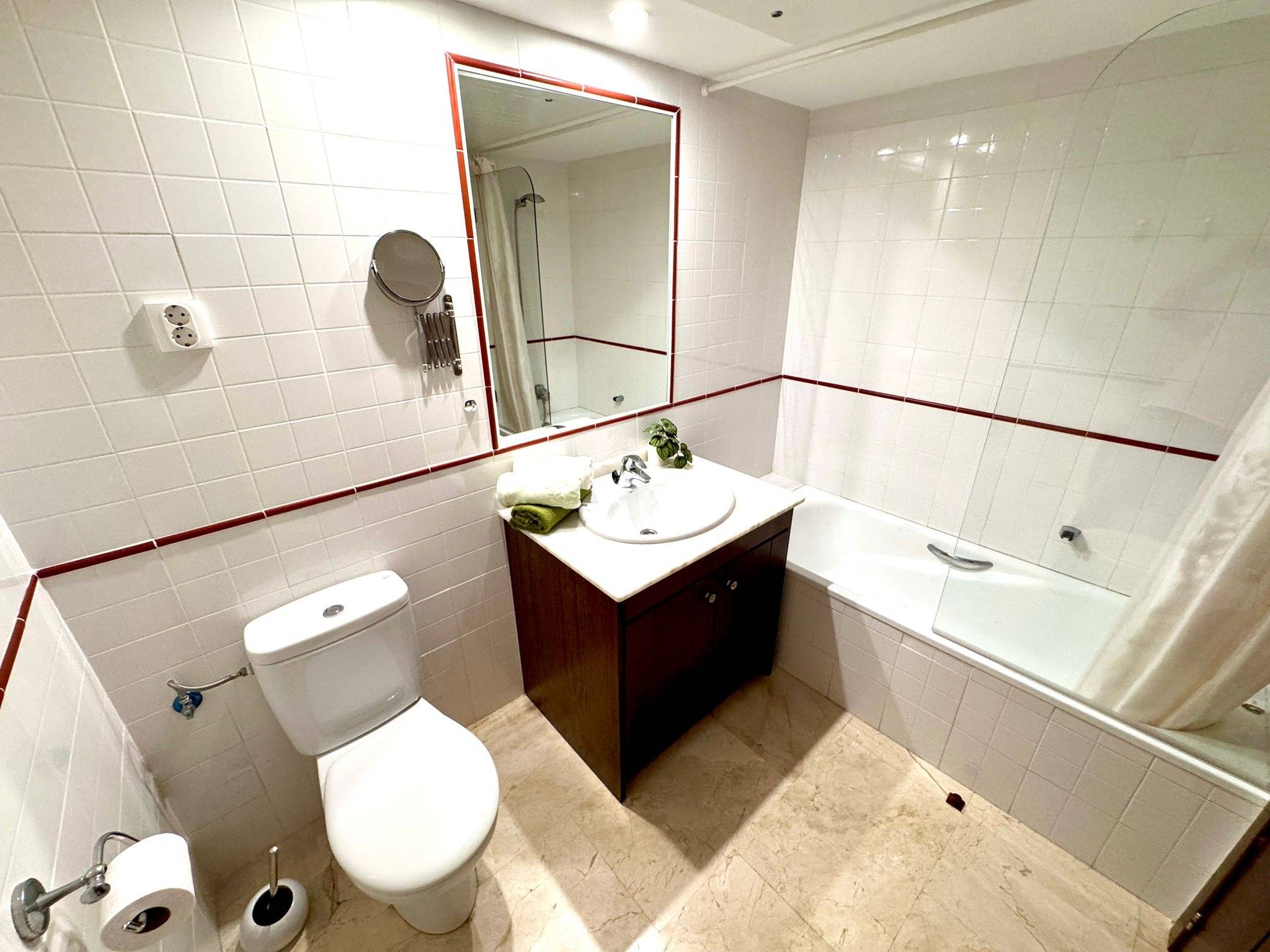 2 Bed, 1 Bath, ApartmentFor Sale, Torrevieja, Alicante