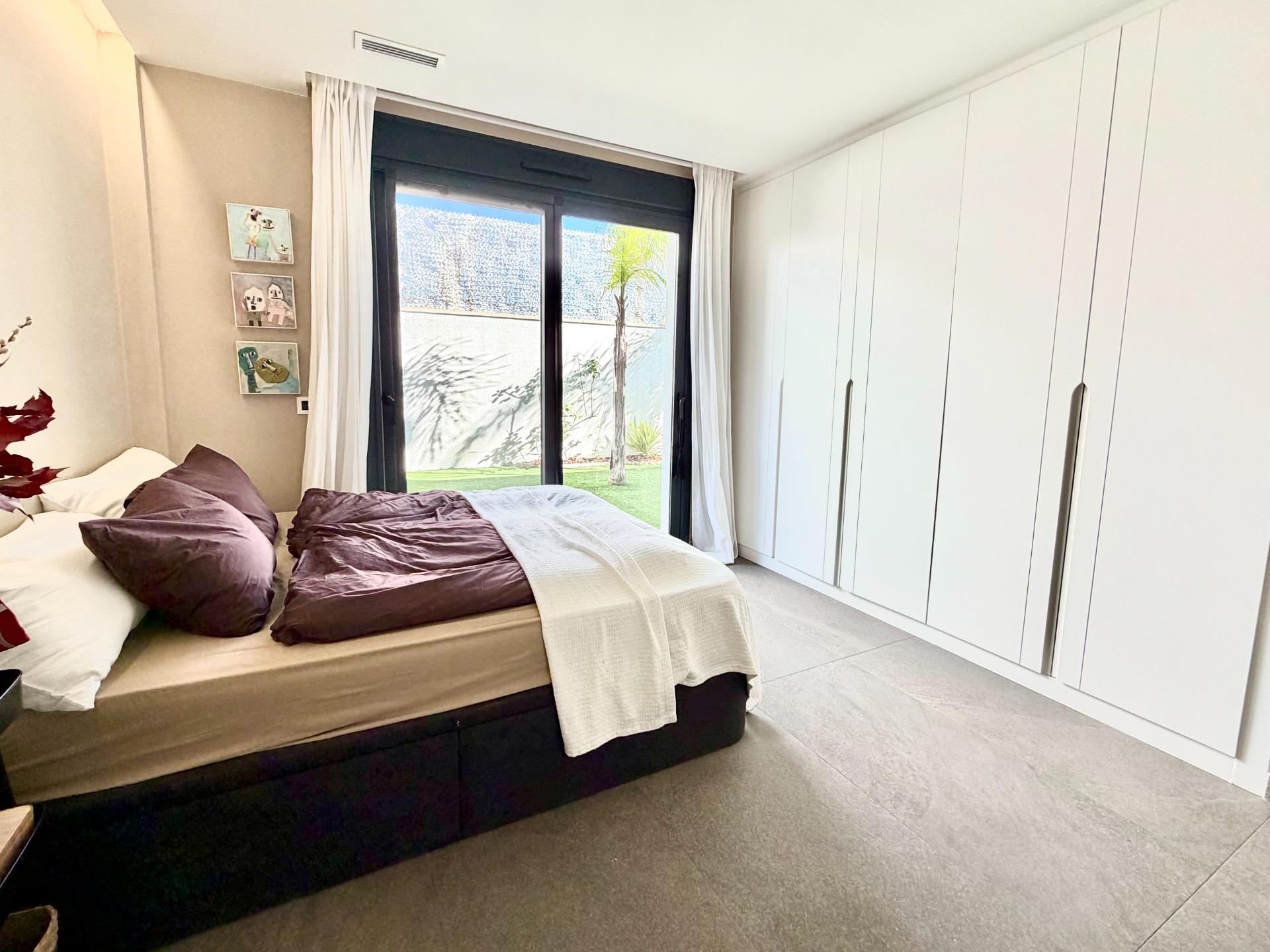 5 Bed, 4 Bath, HouseFor Sale, San Miguel de Salinas, Alicante