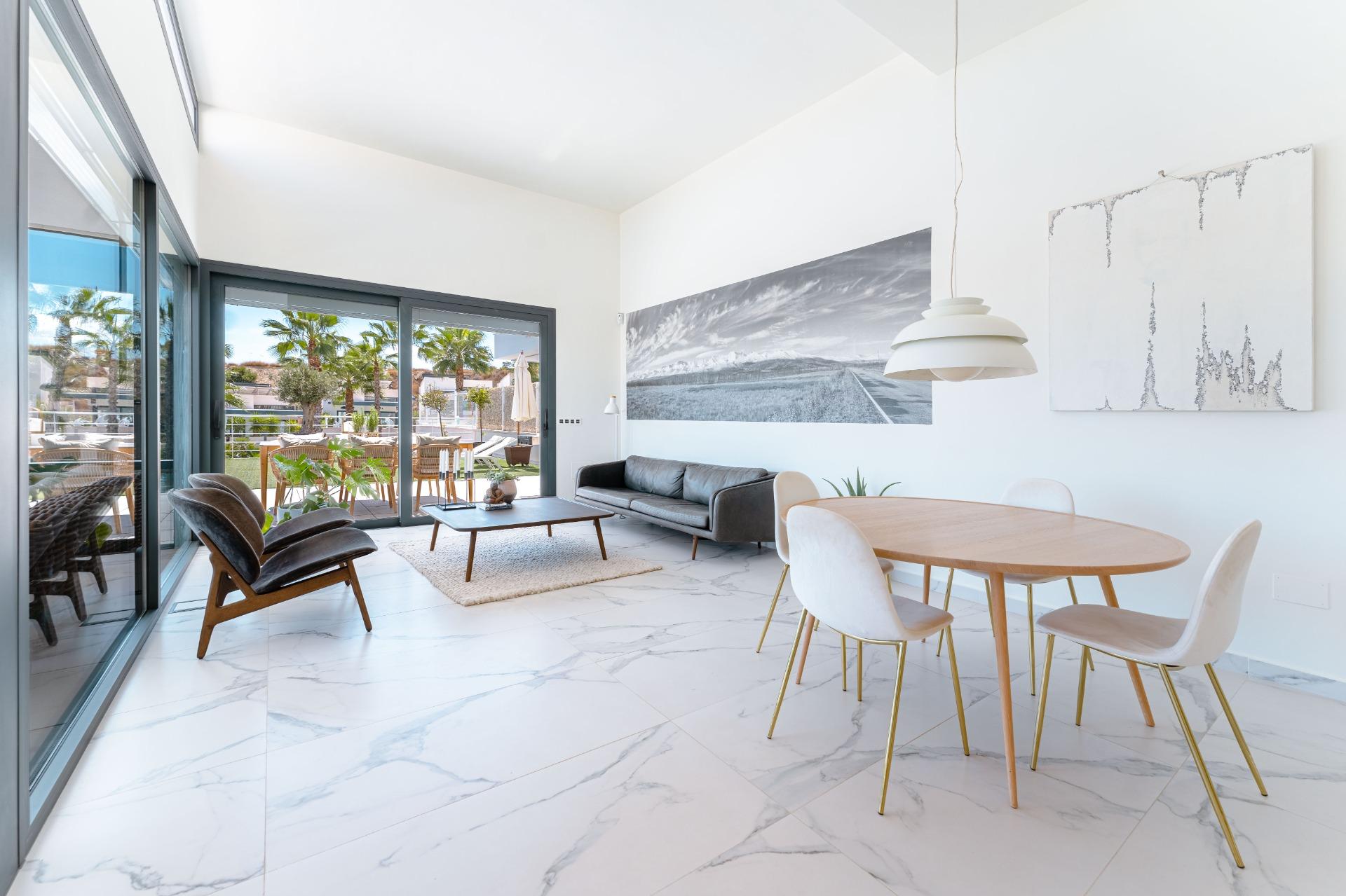 5 Bed, 4 Bath, HouseFor Sale, San Miguel de Salinas, Alicante