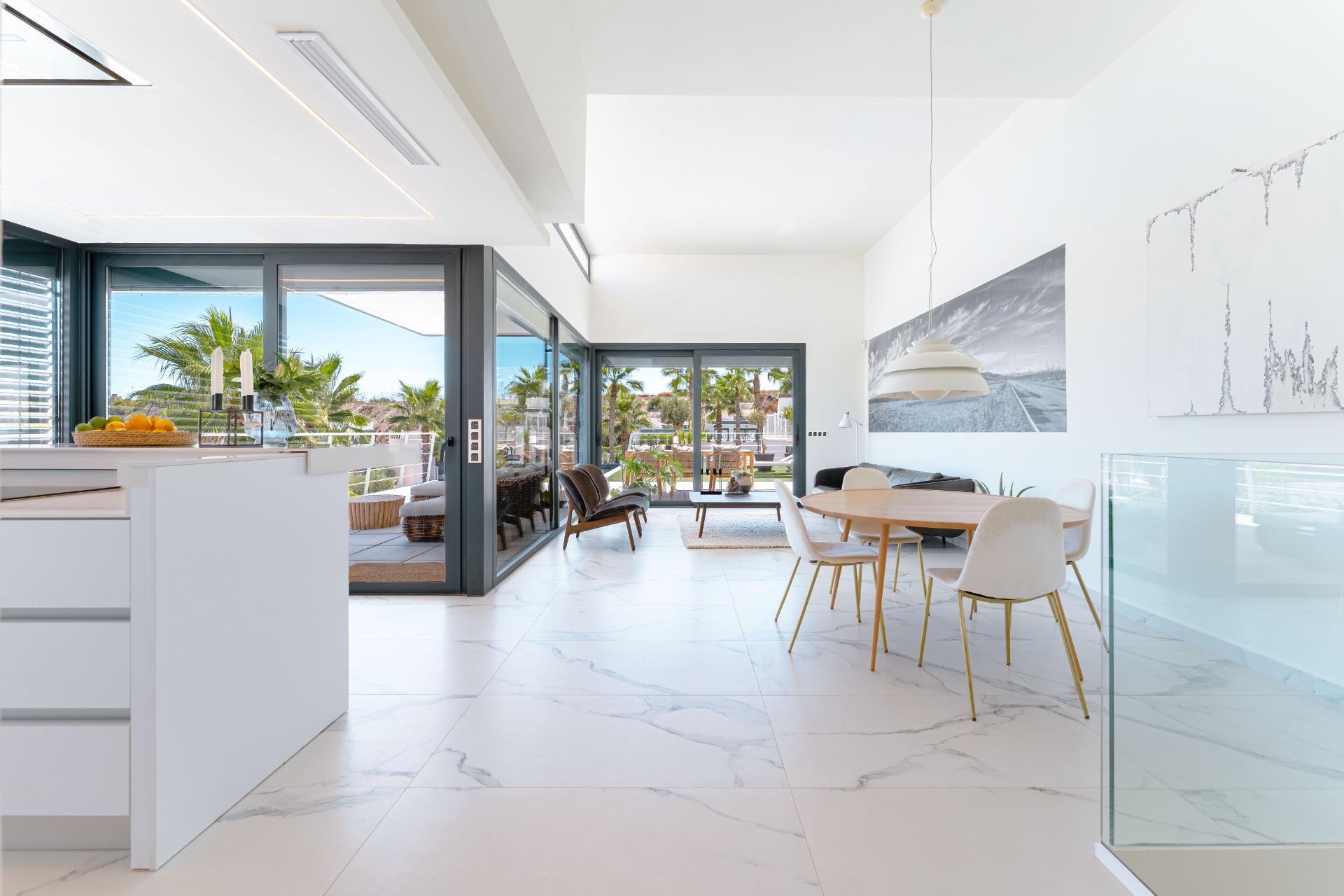 5 Bed, 4 Bath, HouseFor Sale, San Miguel de Salinas, Alicante