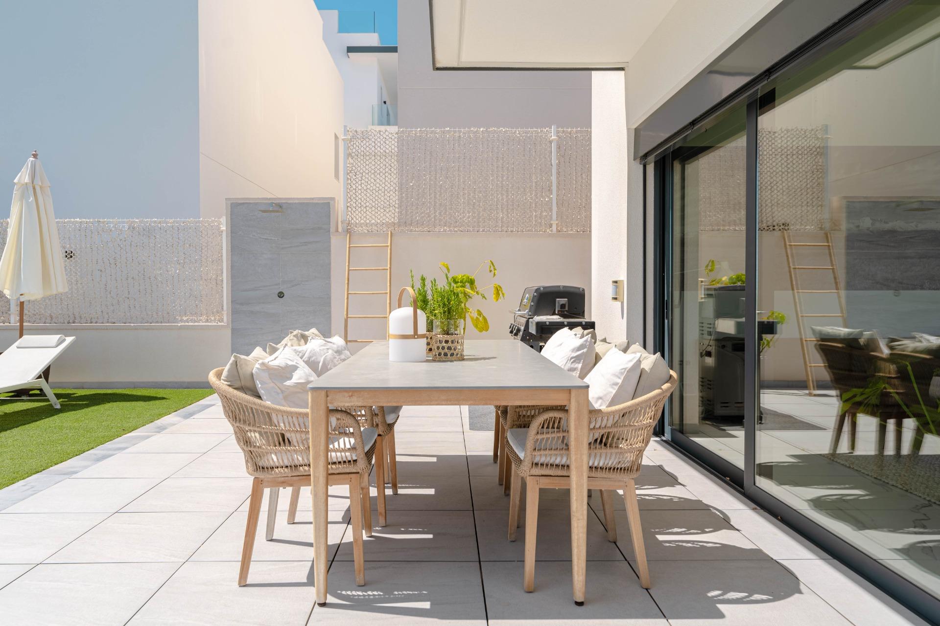 5 Bed, 4 Bath, HouseFor Sale, San Miguel de Salinas, Alicante