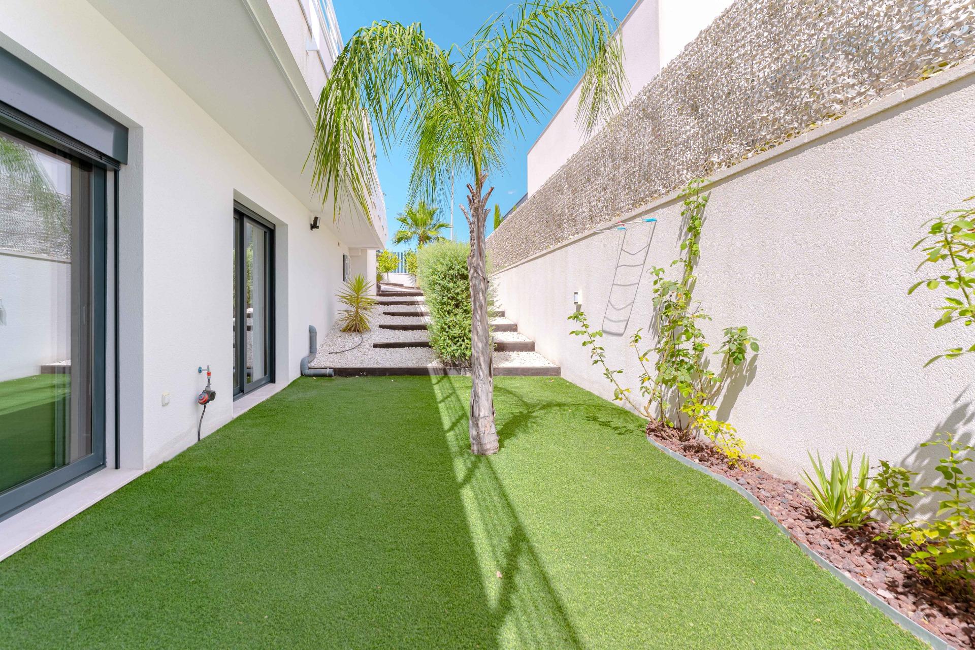 5 Bed, 4 Bath, HouseFor Sale, San Miguel de Salinas, Alicante