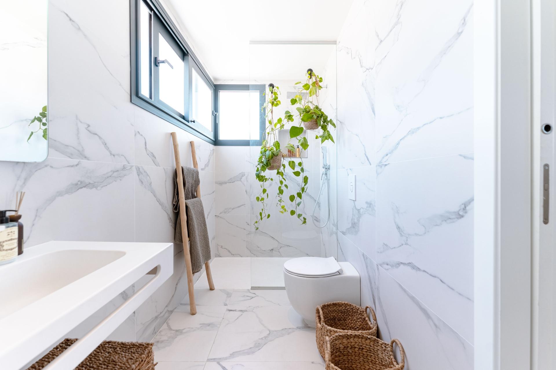 5 Bed, 4 Bath, HouseFor Sale, San Miguel de Salinas, Alicante