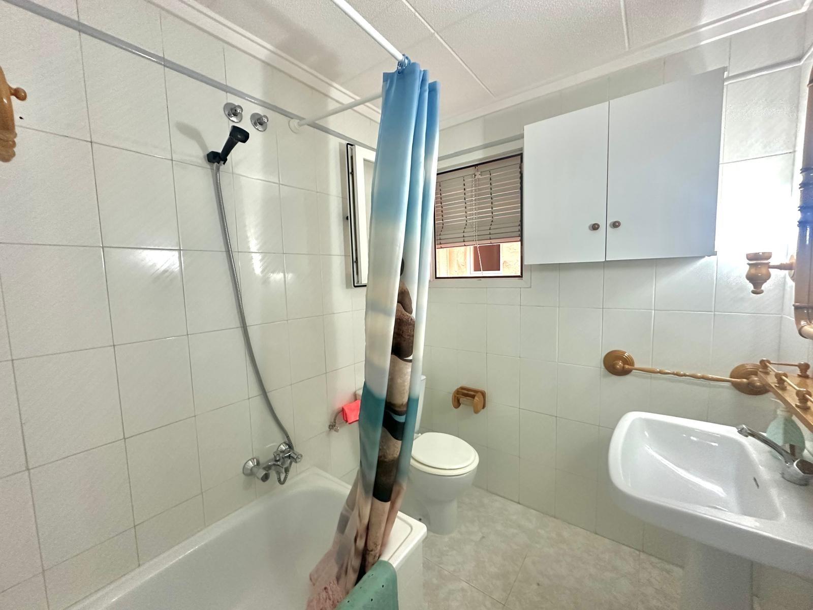 3 Bed, 2 Bath, ApartmentFor Sale, Torrevieja, Alicante