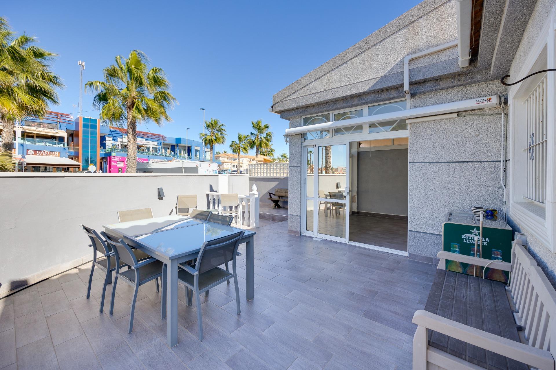 3 Bed, 2 Bath, HouseFor Sale, Torrevieja, Alicante