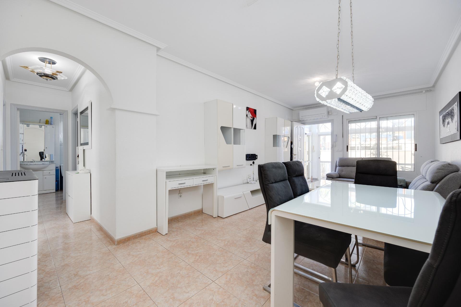 3 Bed, 2 Bath, HouseFor Sale, Torrevieja, Alicante
