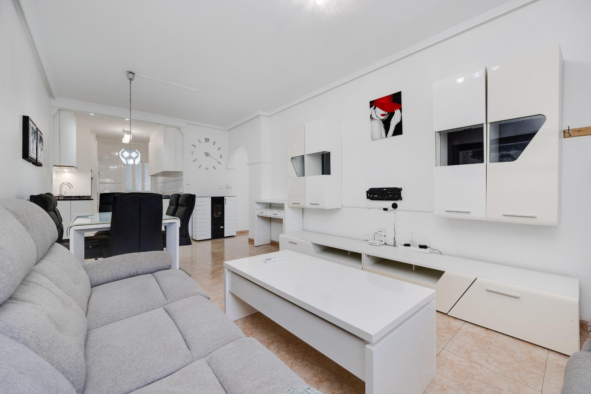 3 Bed, 2 Bath, HouseFor Sale, Torrevieja, Alicante