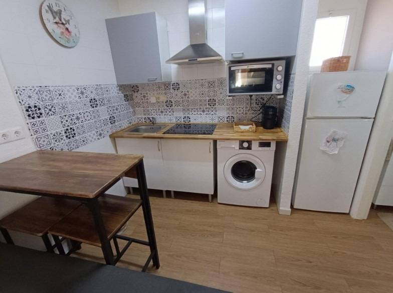 1 Bed, 1 Bath, ApartmentFor Sale, Torrevieja, Alicante