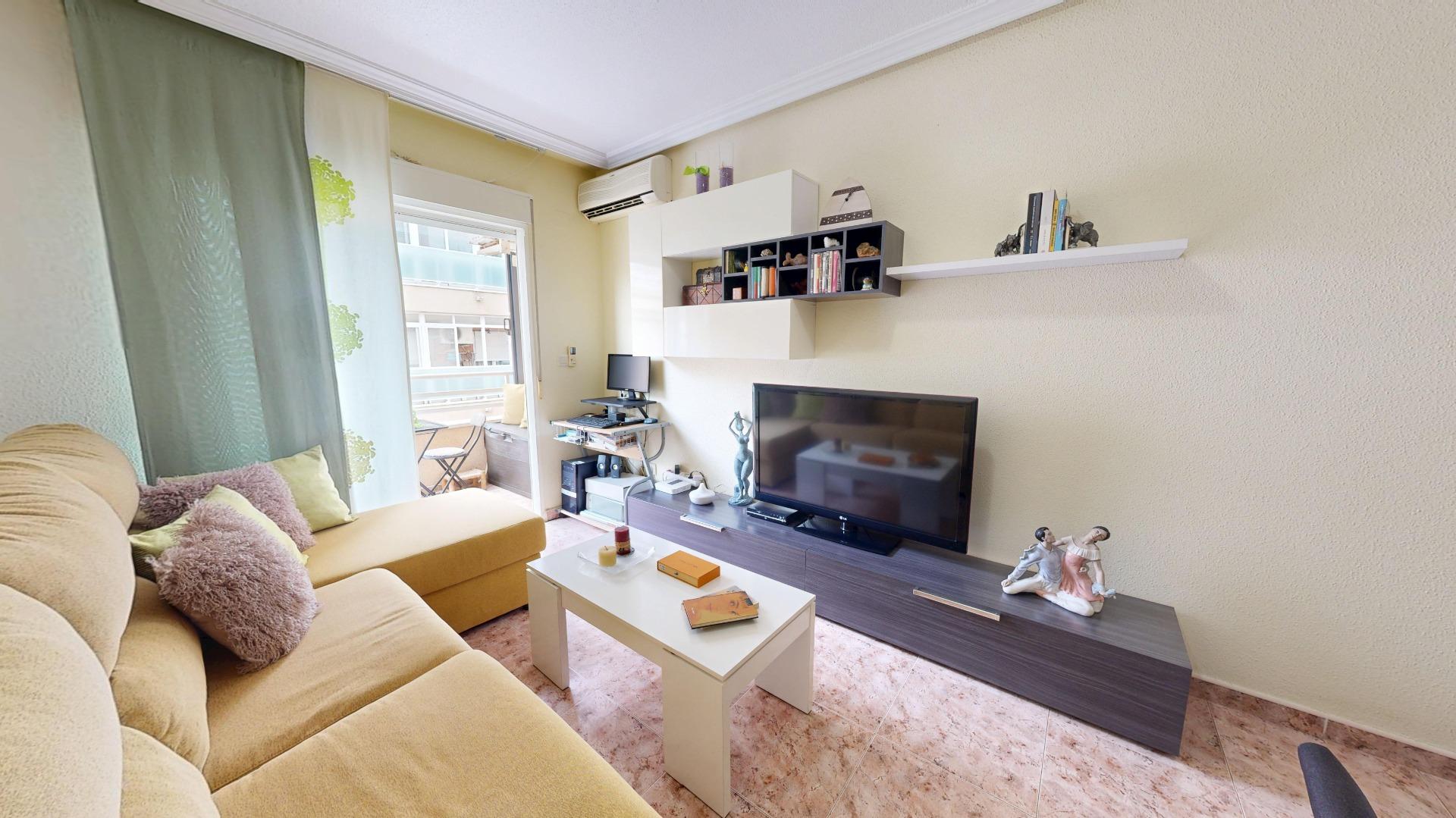 1 Bed, 1 Bath, ApartmentFor Sale, Torrevieja, Alicante