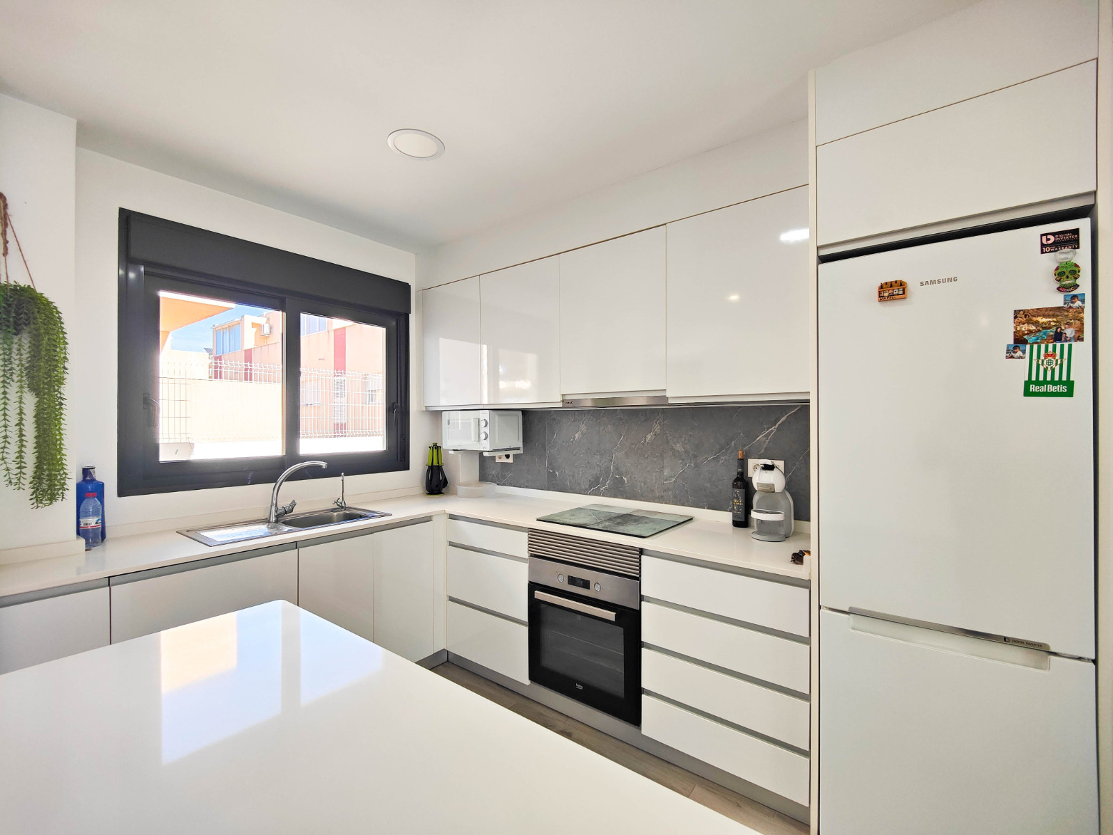 3 Bed, 2 Bath, ApartmentFor Sale, Guardamar Del Segura, Alicante