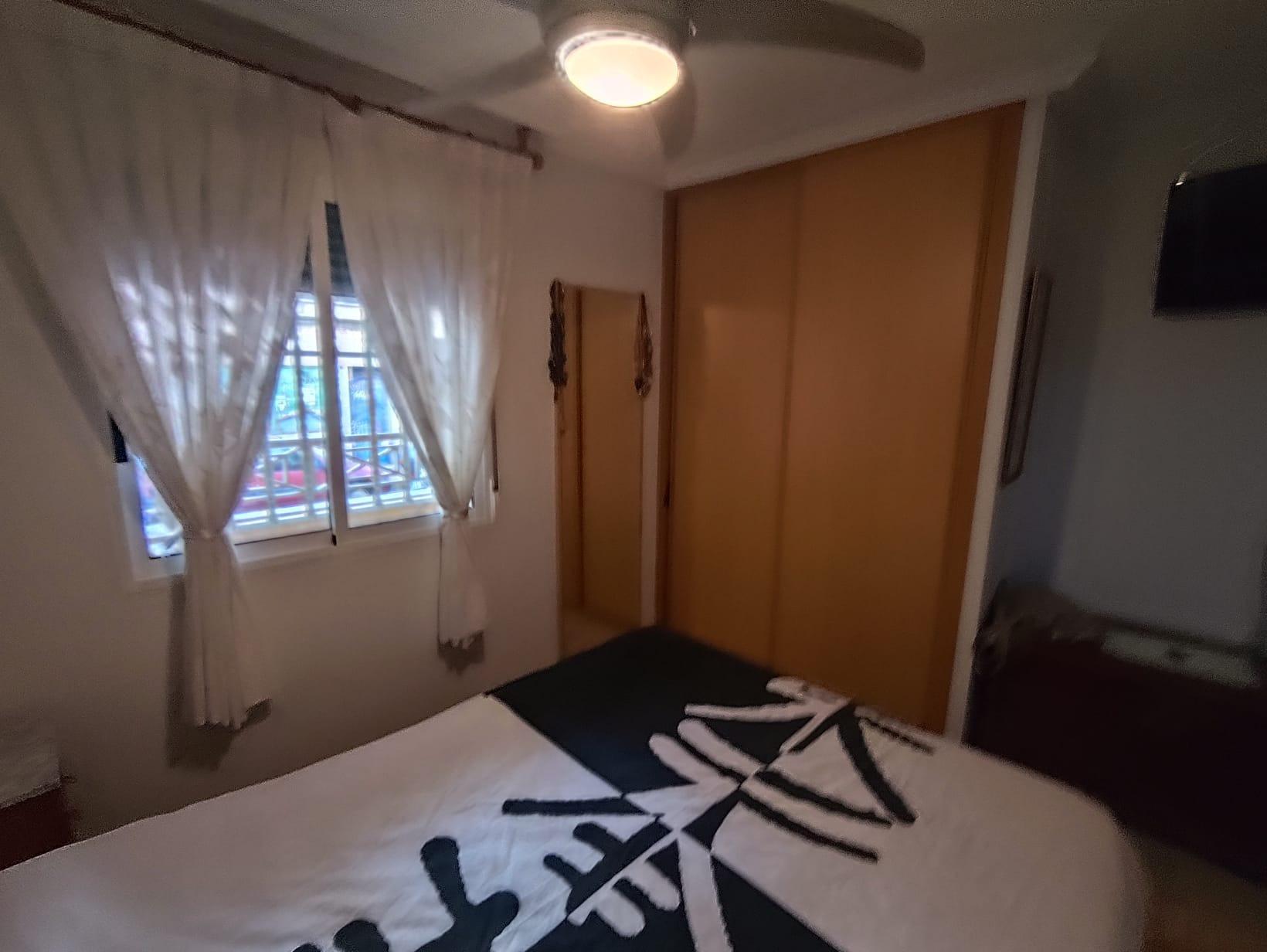 4 Bed, 2 Bath, ApartmentFor Sale, Torrevieja, Alicante