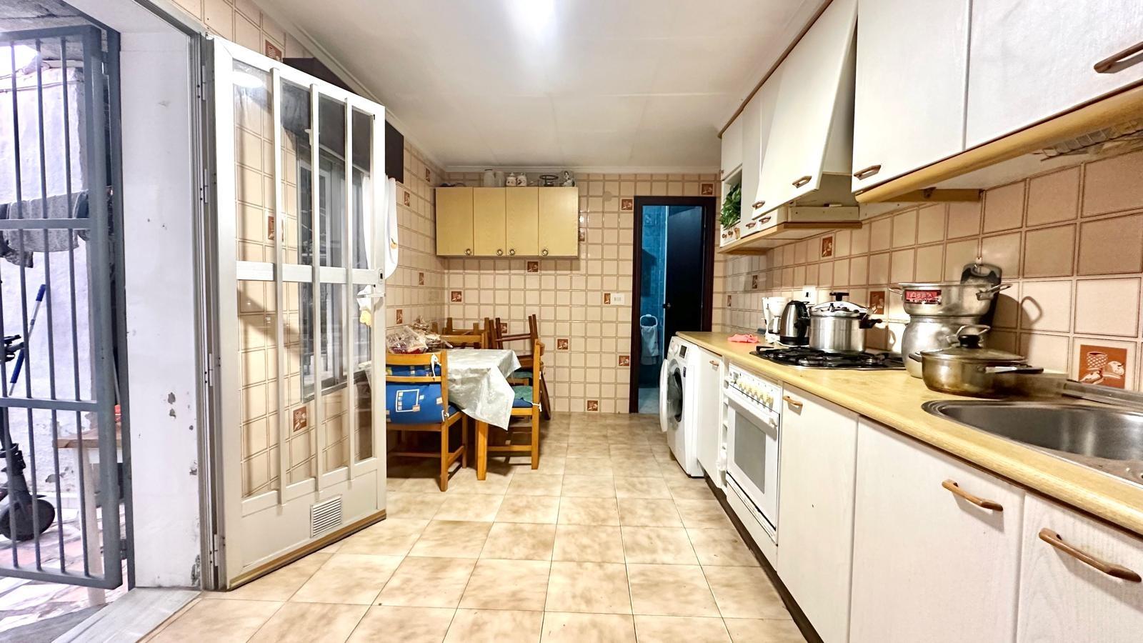 4 Bed, 2 Bath, HouseFor Sale, Torrevieja, Alicante