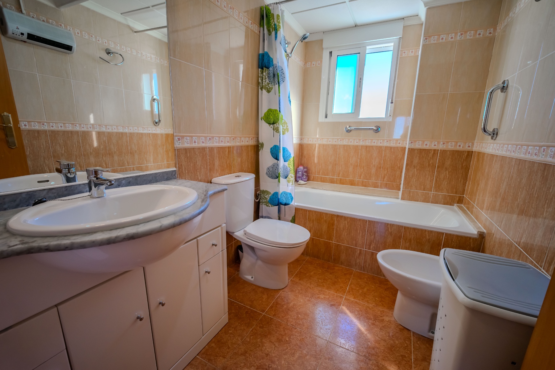 2 Bed, 1 Bath, ApartmentFor Sale, Guardamar Del Segura, Alicante