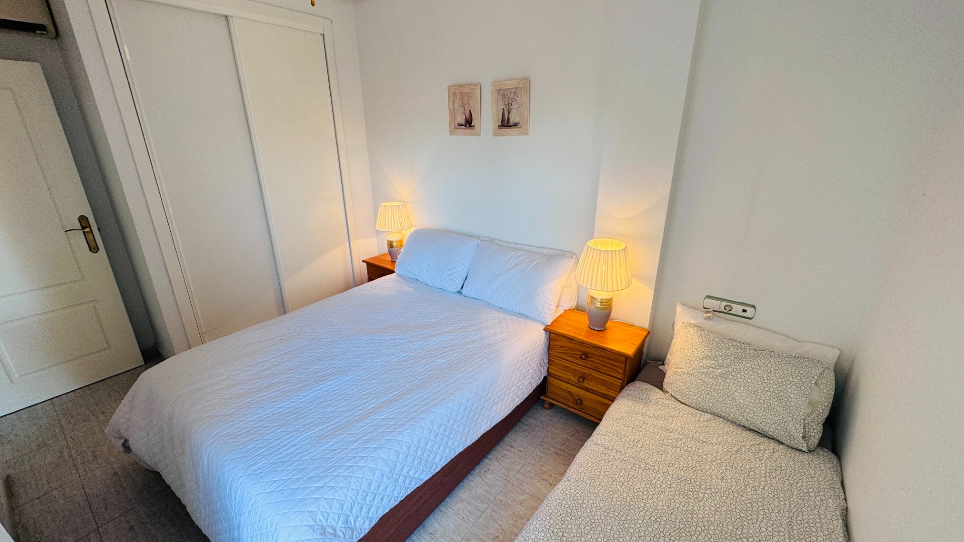 2 Bed, 1 Bath, ApartmentFor Sale, Almoradi, Alicante