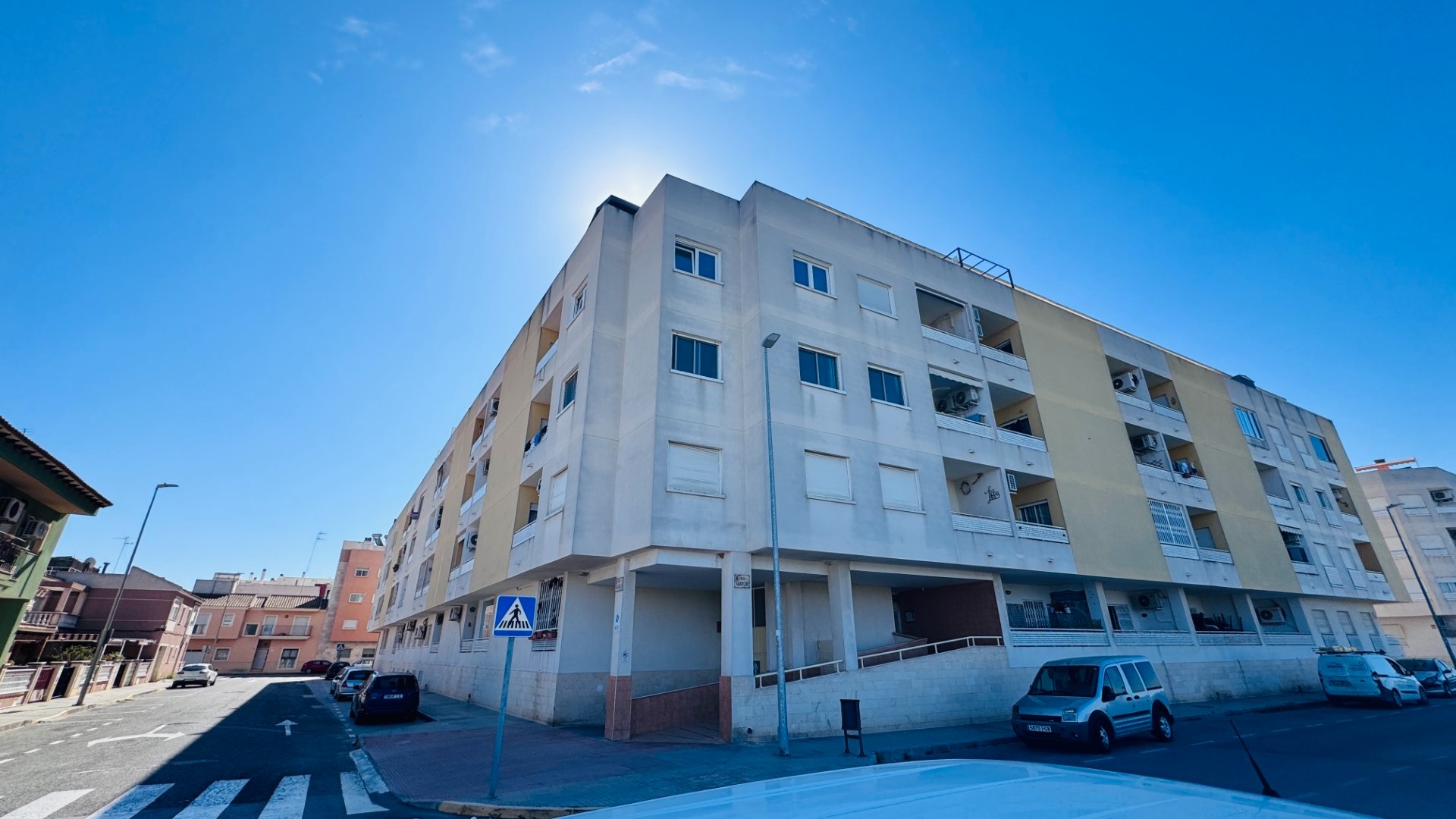 2 Bed, 1 Bath, ApartmentFor Sale, Almoradi, Alicante
