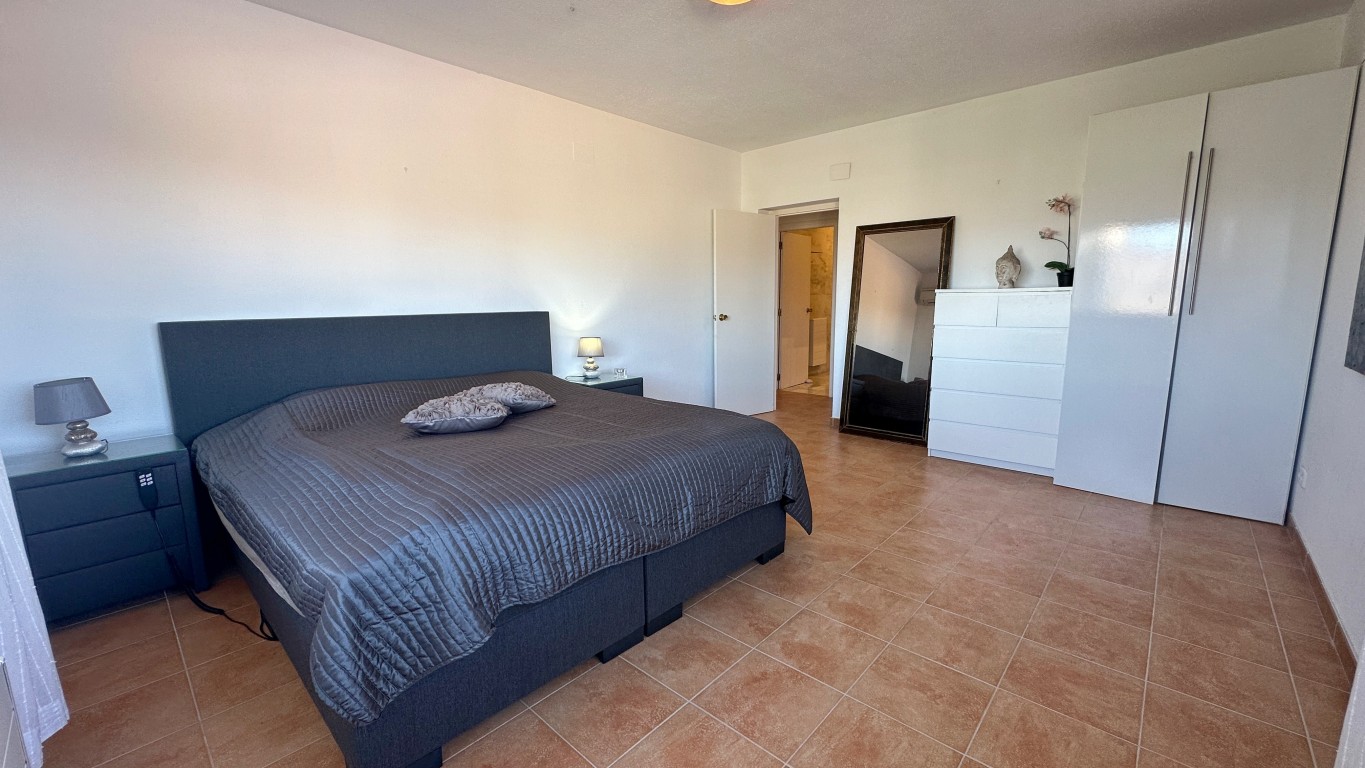 6 Bed, 4 Bath, HouseFor Sale, Albir, Alicante