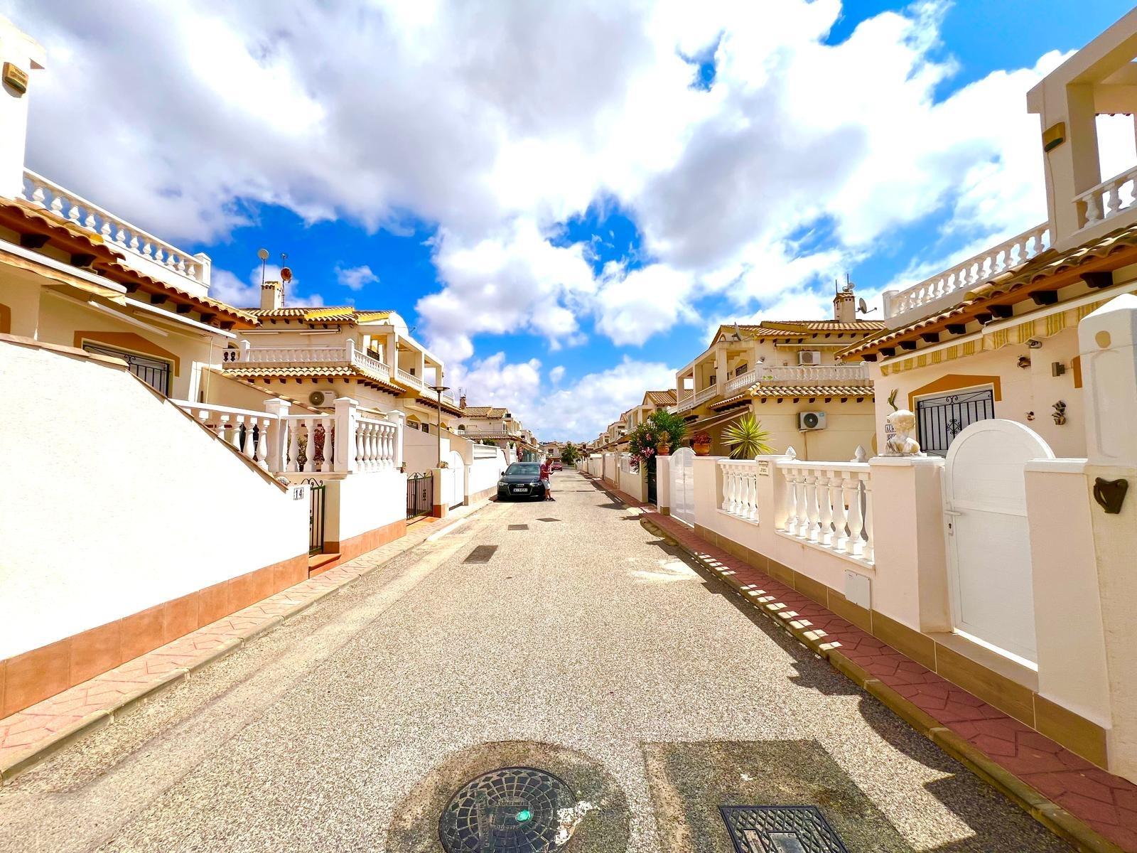 3 Bed, 2 Bath, HouseFor Sale, Orihuela, Alicante