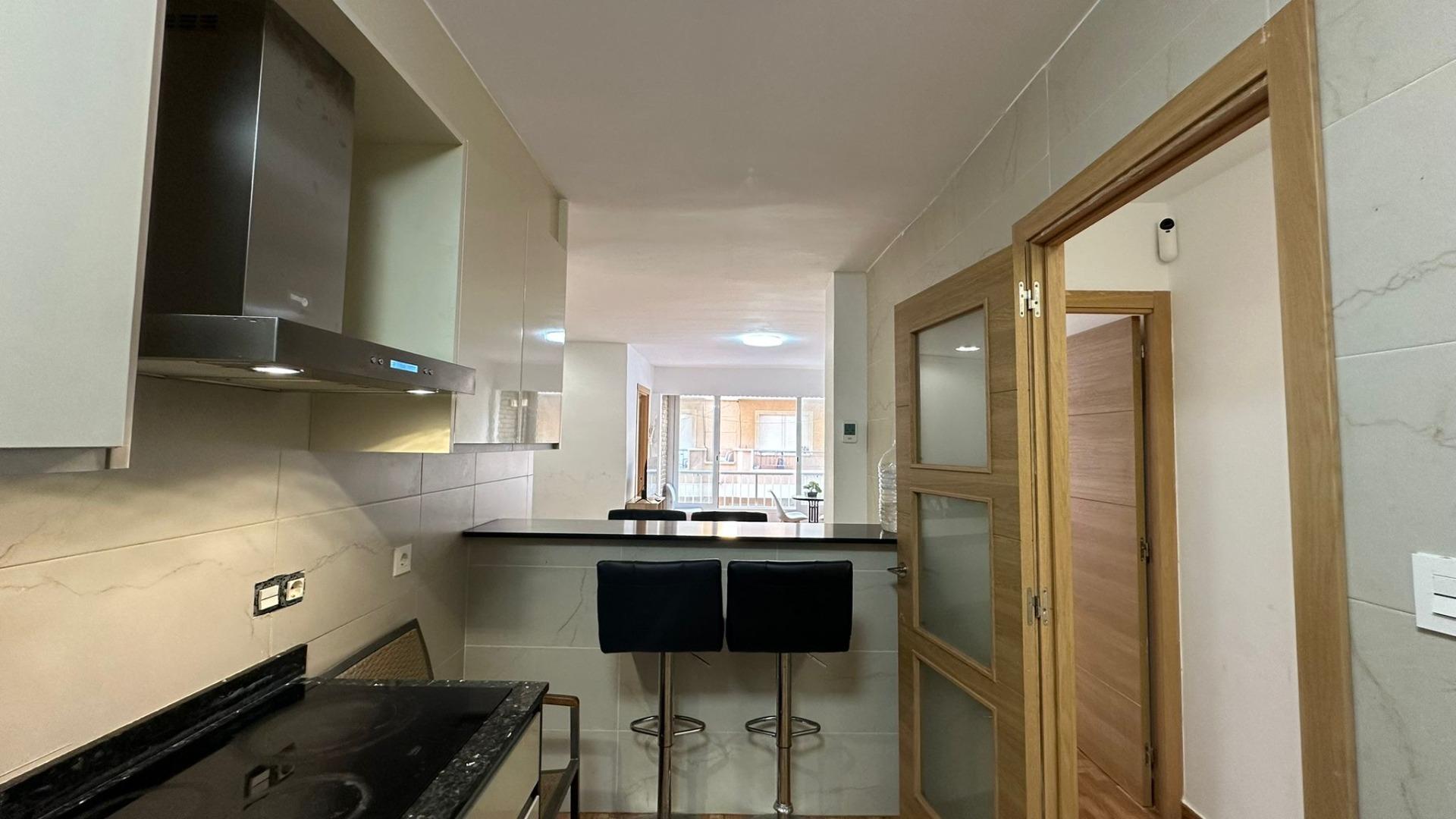 3 Bed, 2 Bath, ApartmentFor Sale, Torrevieja, Alicante