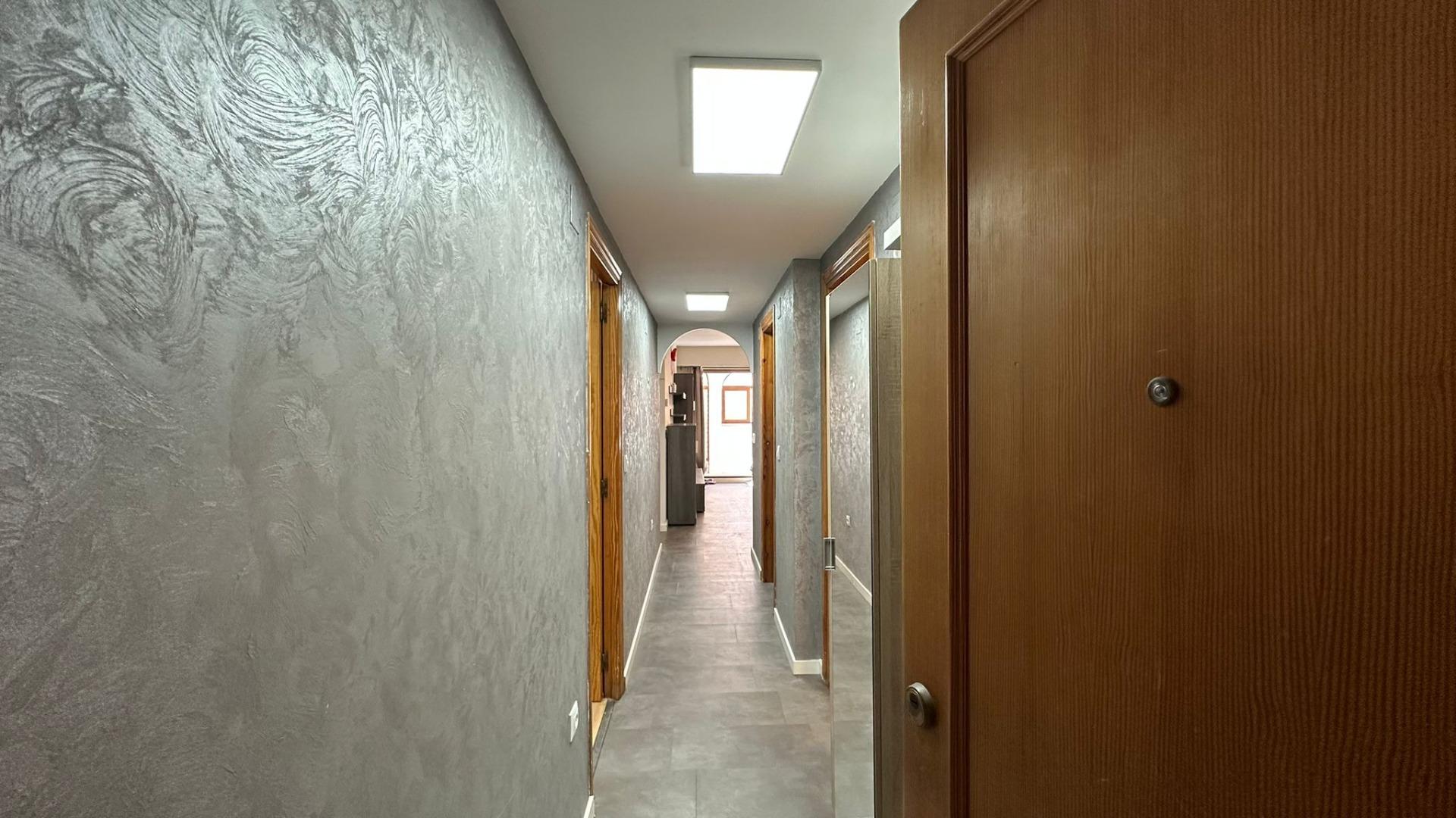 3 Bed, 1 Bath, ApartmentFor Sale, Torrevieja, Alicante