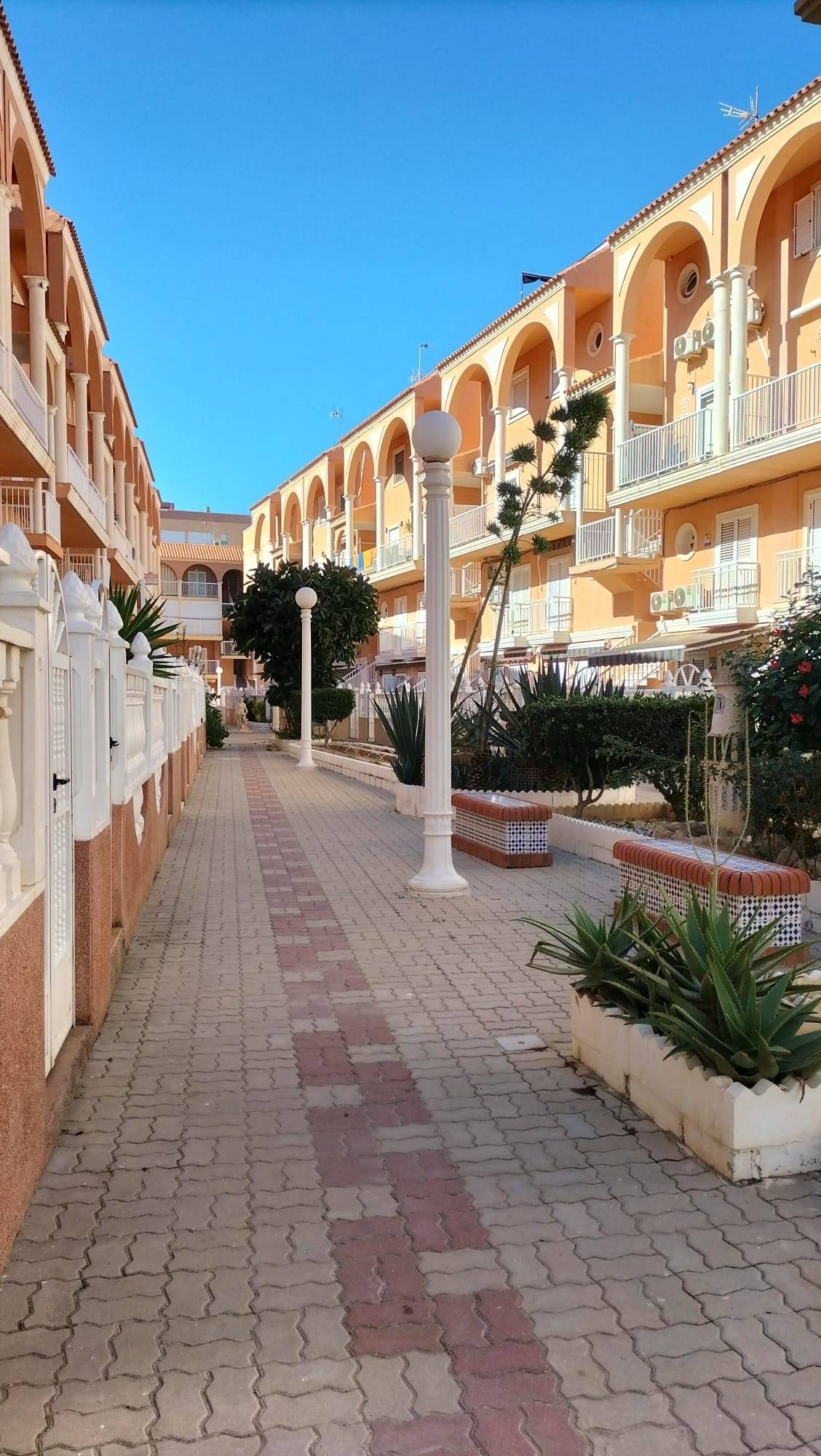 2 Bed, 1 Bath, ApartmentFor Sale, Torrevieja, Alicante