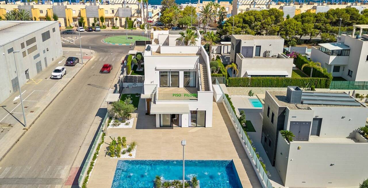 3 Bed, 3 Bath, HouseFor Sale, Campoamor, Alicante