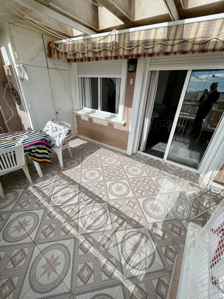 3 Bed, 2 Bath, ApartmentFor Sale, Torrevieja, Alicante