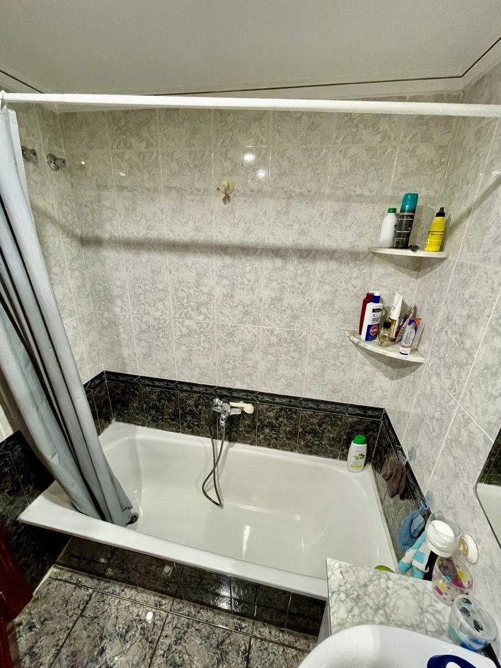 3 Bed, 2 Bath, ApartmentFor Sale, Torrevieja, Alicante