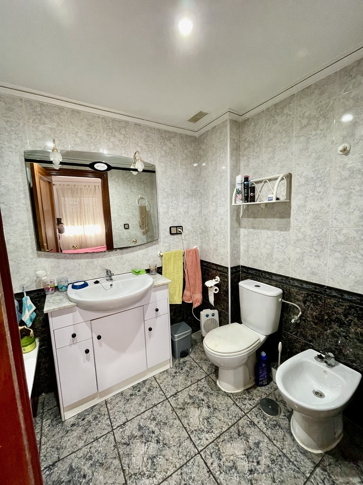 3 Bed, 2 Bath, ApartmentFor Sale, Torrevieja, Alicante