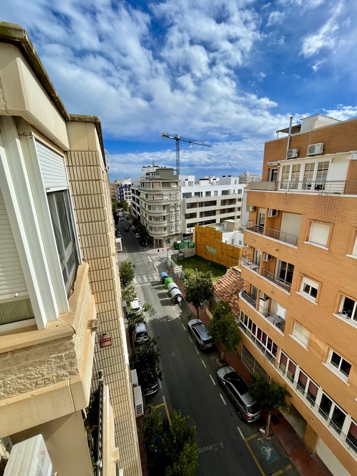 3 Bed, 2 Bath, ApartmentFor Sale, Torrevieja, Alicante