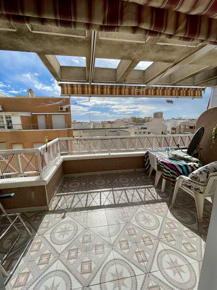 3 Bed, 2 Bath, ApartmentFor Sale, Torrevieja, Alicante
