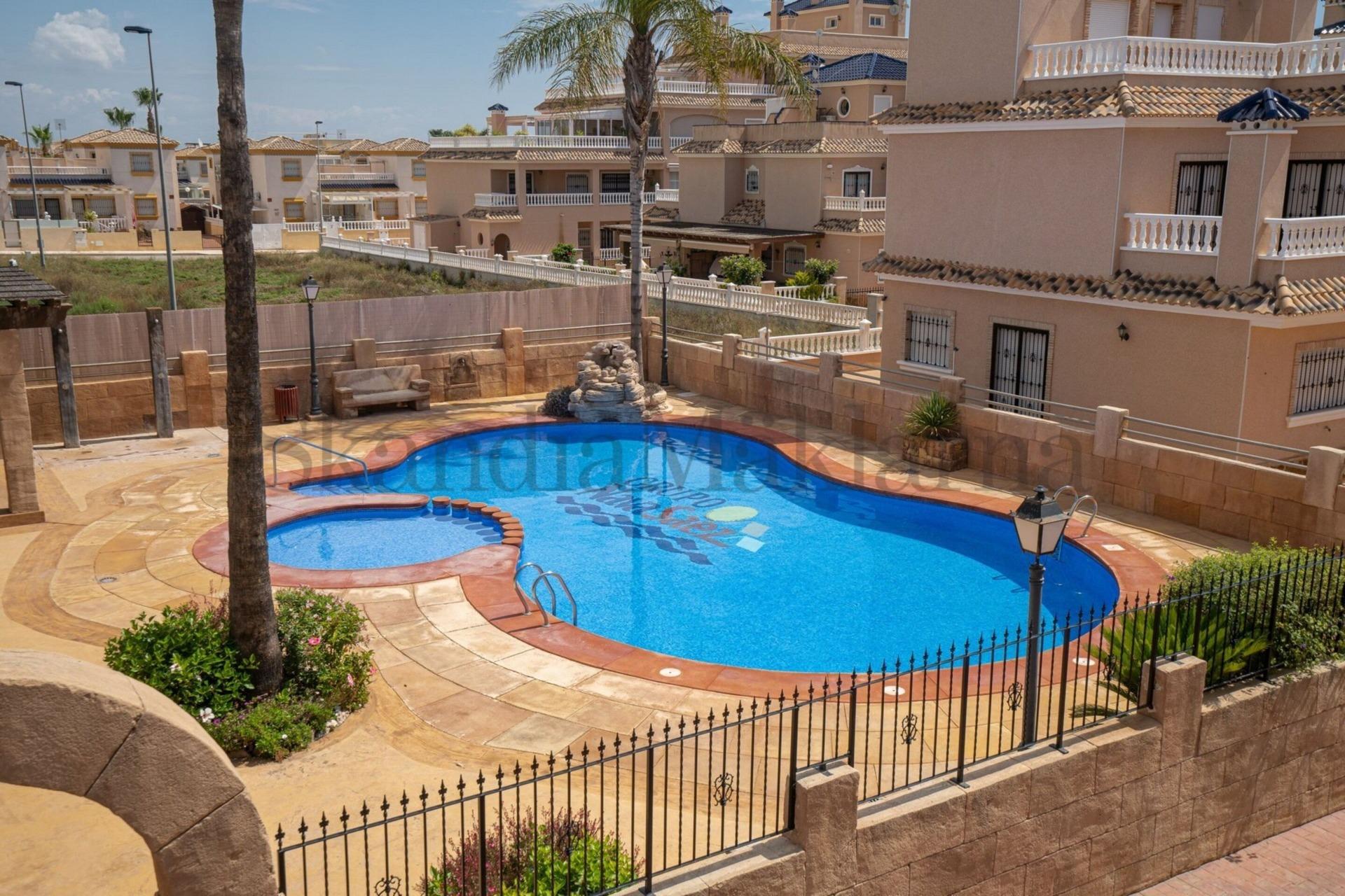 2 Bed, 2 Bath, HouseFor Sale, Orihuela Costa, Alicante