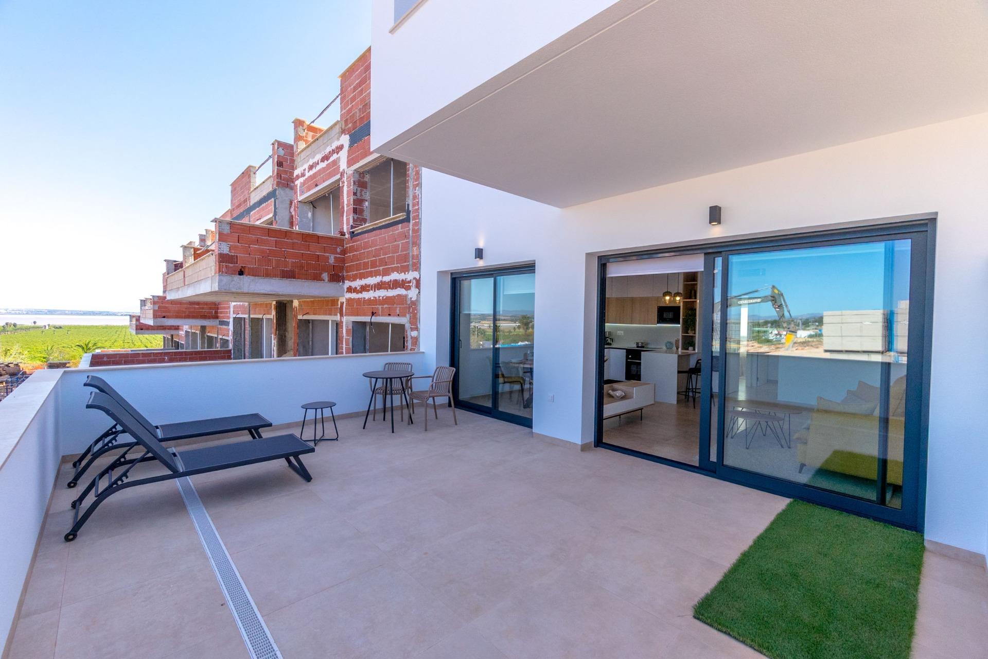 2 Bed, 2 Bath, HouseFor Sale, Torrevieja, Alicante