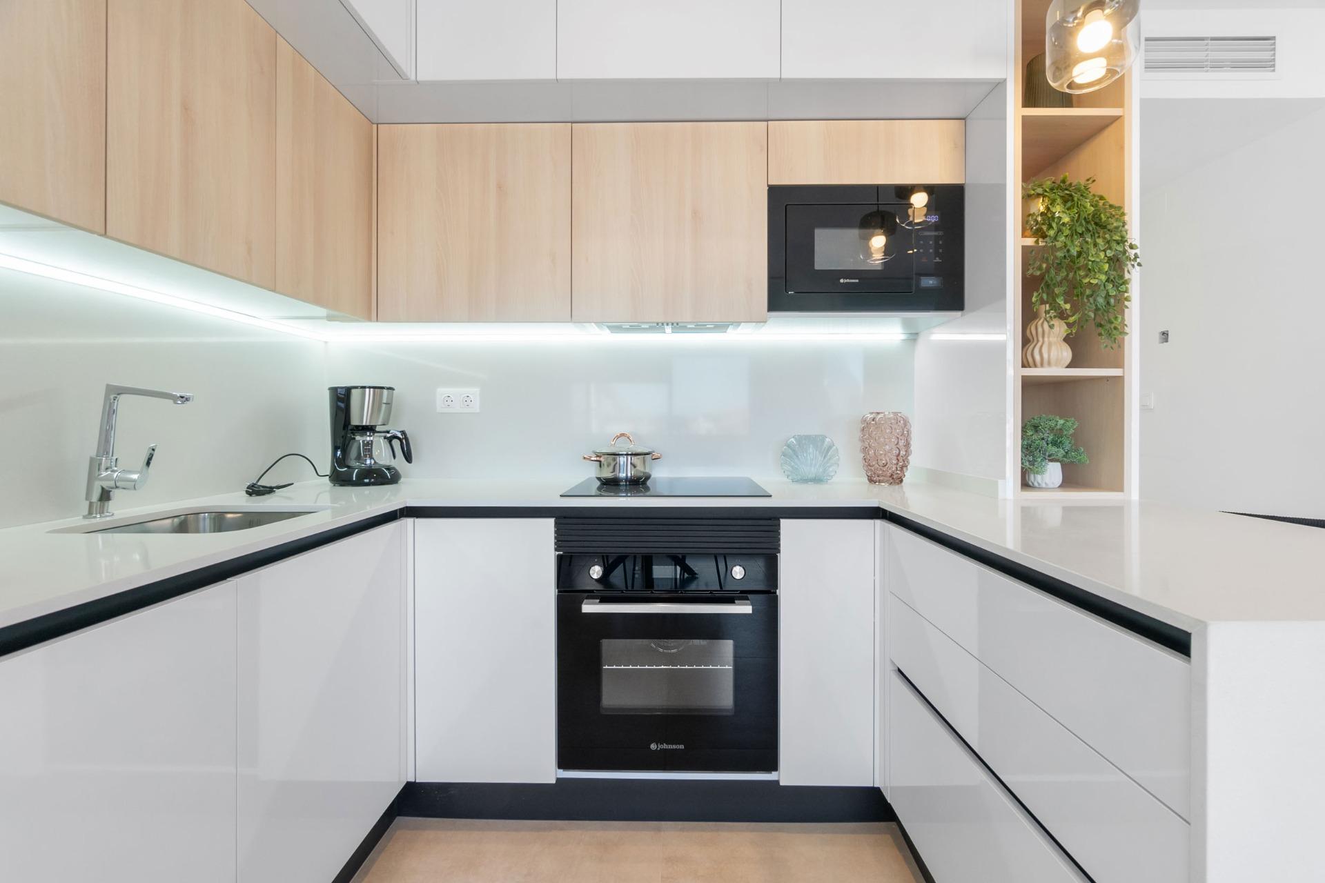 2 Bed, 2 Bath, HouseFor Sale, Torrevieja, Alicante