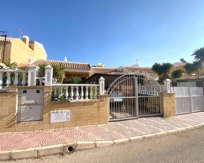 2 Bed, 1 Bath, HouseFor Sale, Ciudad Quesada, Alicante