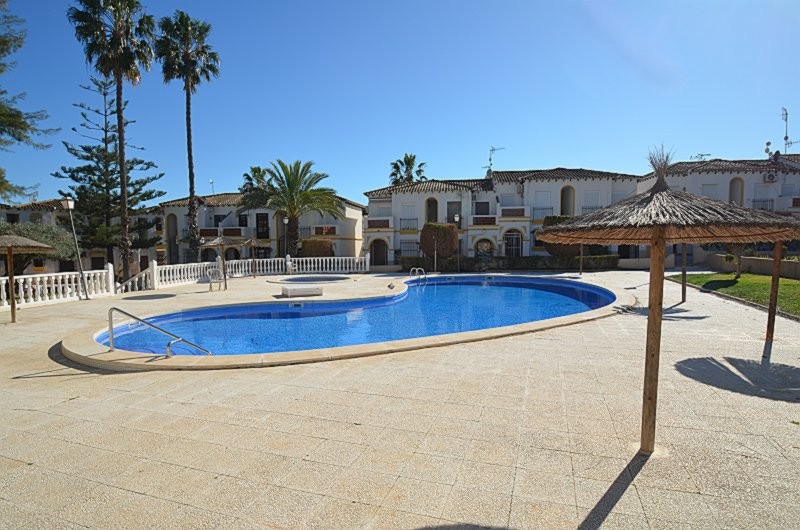 1 Bed, 1 Bath, ApartmentFor Sale, San Miguel de Salinas, Alicante