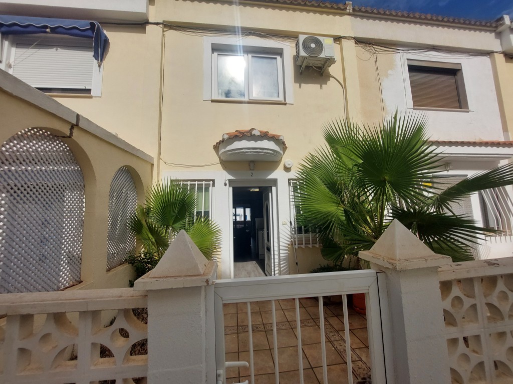 2 Bed, 2 Bath, HouseFor Sale, Albir, Alicante