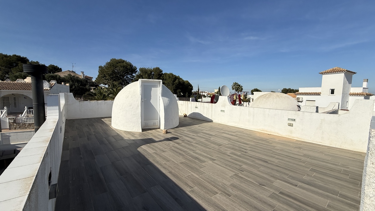 2 Bed, 2 Bath, HouseFor Sale, Villamartin, Alicante