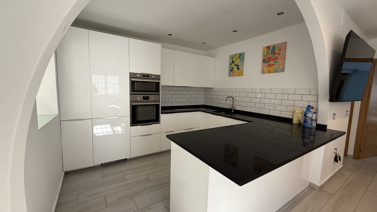 2 Bed, 2 Bath, HouseFor Sale, Villamartin, Alicante