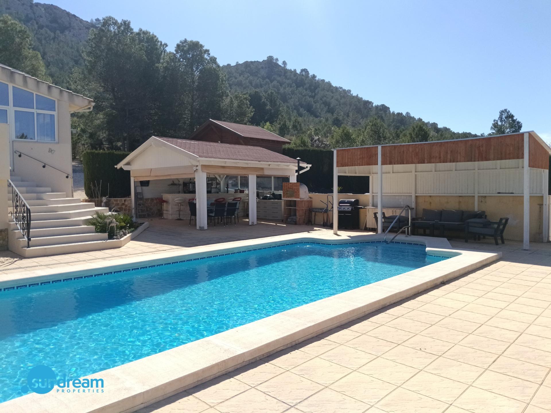 4 Bed, 2 Bath, HouseFor Sale, Abanilla, Murcia