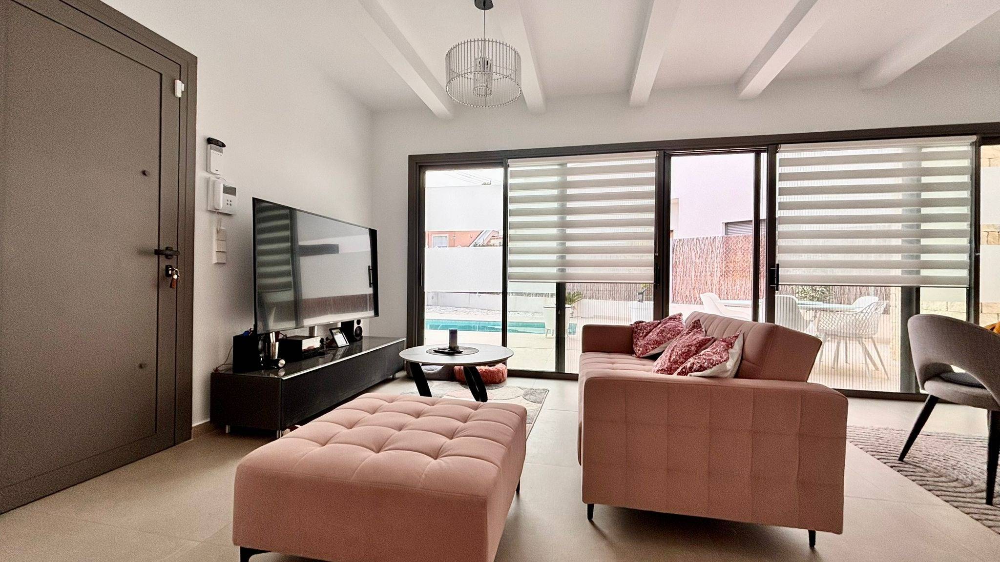 3 Bed, 2 Bath, HouseFor Sale, San Miguel de Salinas, Alicante