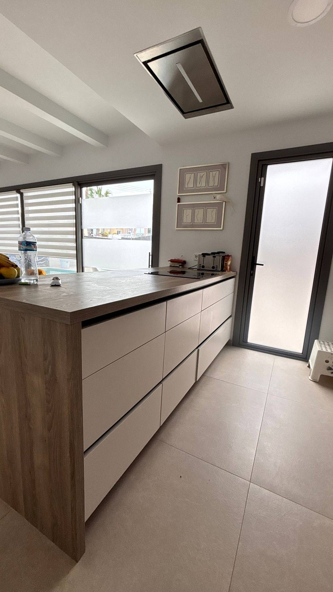 3 Bed, 2 Bath, HouseFor Sale, San Miguel de Salinas, Alicante