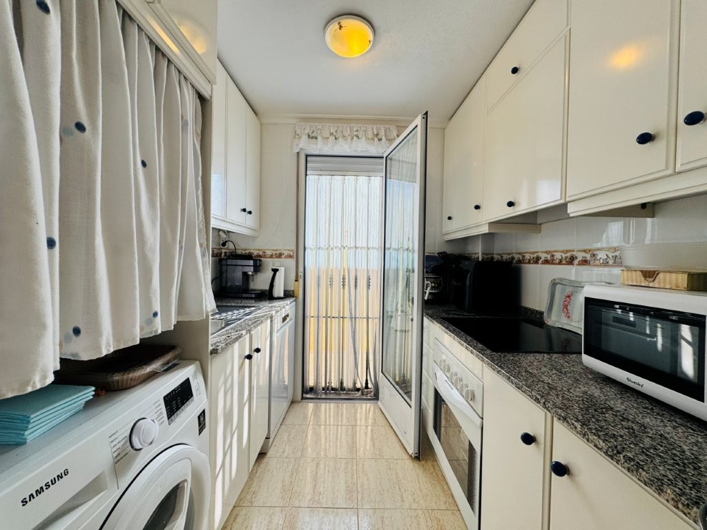 2 Bed, 1 Bath, ApartmentFor Sale, La Mata, Alicante